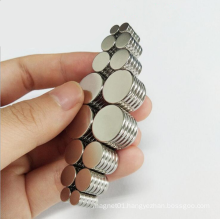 Hot selling n52 strong powerful thin small cylinder pvc magnets